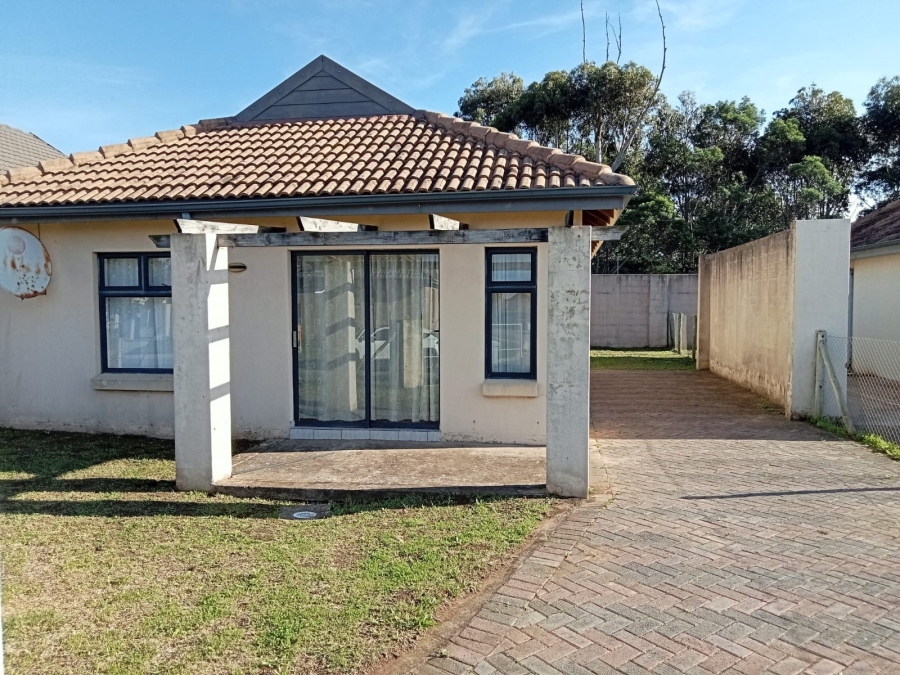 2 Bedroom Property for Sale in Kidds Beach Eastern Cape